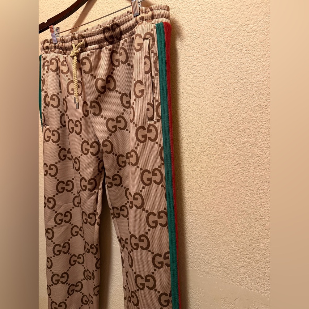 New Authentic Gucci GG Jumbo Logo Sweatpants Tan Brown XXL Waist 38 40 42 44 - Picture 8 of 16